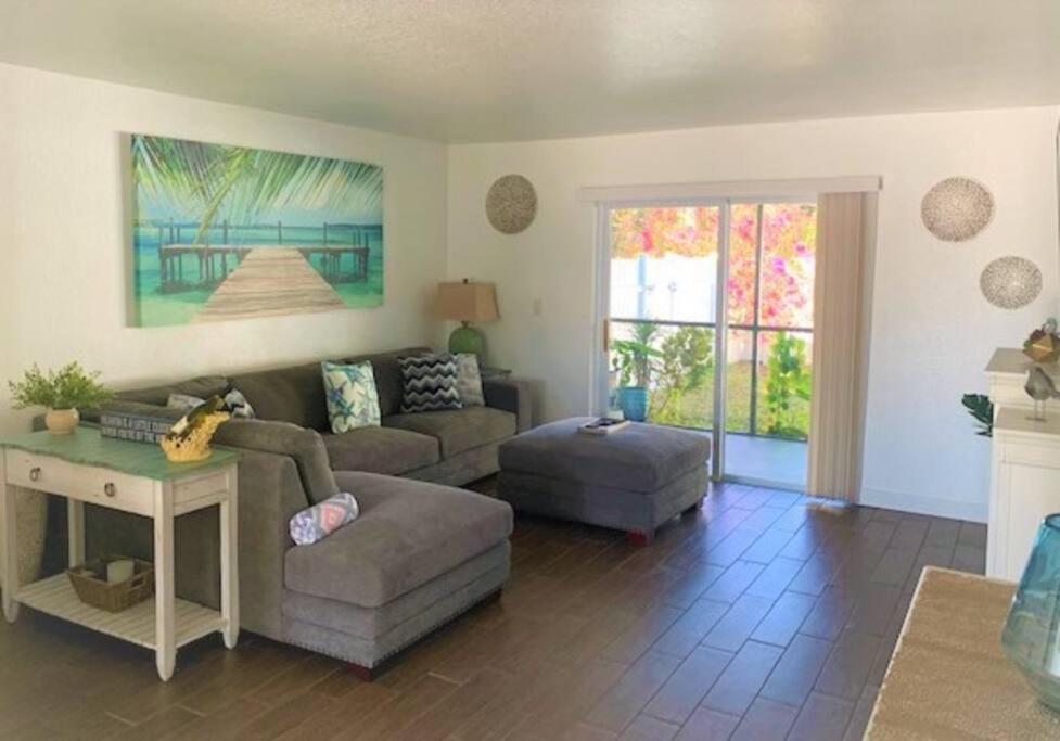 Beautiful Bright & Sparkling 2Bed 1Bath Beach Retreat - Unit 212 Cocoa Beach Zewnętrze zdjęcie
