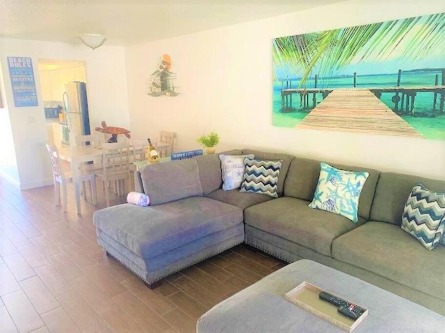 Beautiful Bright & Sparkling 2Bed 1Bath Beach Retreat - Unit 212 Cocoa Beach Zewnętrze zdjęcie