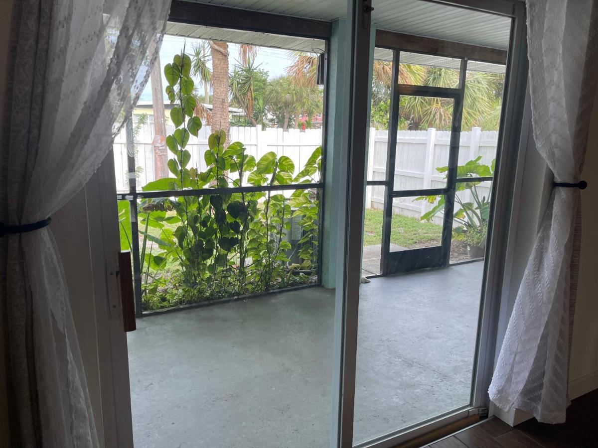 Beautiful Bright & Sparkling 2Bed 1Bath Beach Retreat - Unit 212 Cocoa Beach Zewnętrze zdjęcie